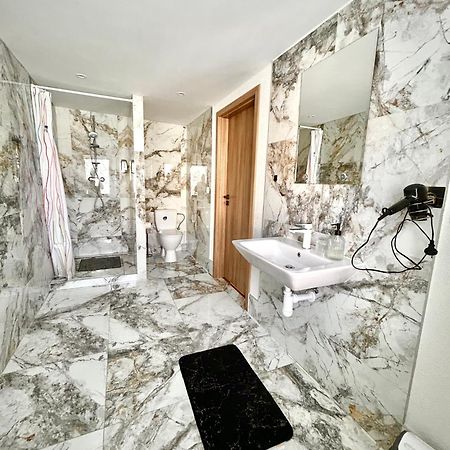 Apartman Velicka Vinaren Poprad Buitenkant foto
