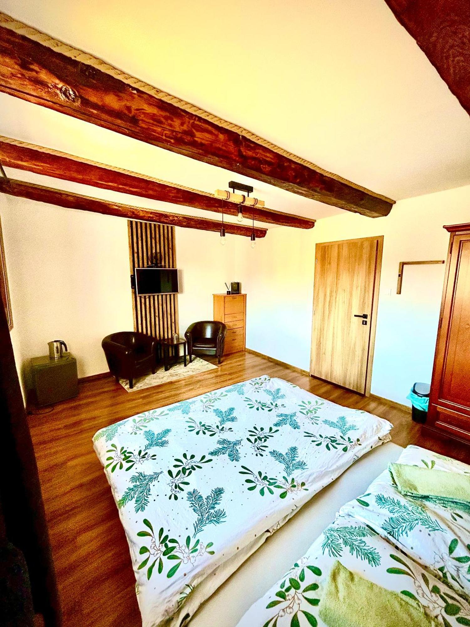 Apartman Velicka Vinaren Poprad Buitenkant foto